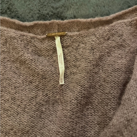 Free People V neck Sweater - Picture 2 of 5